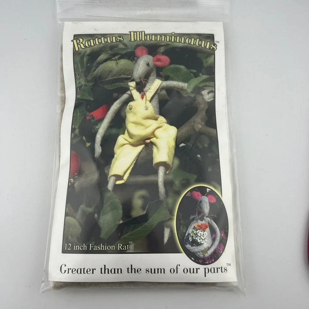 Rattus‎ Illuminatus Fashion Rat Kit 2004 Sealed DIY Felt Doll Kit Creepy Cute